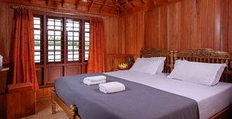 Rose Cruise Houseboat, Alleppey 2